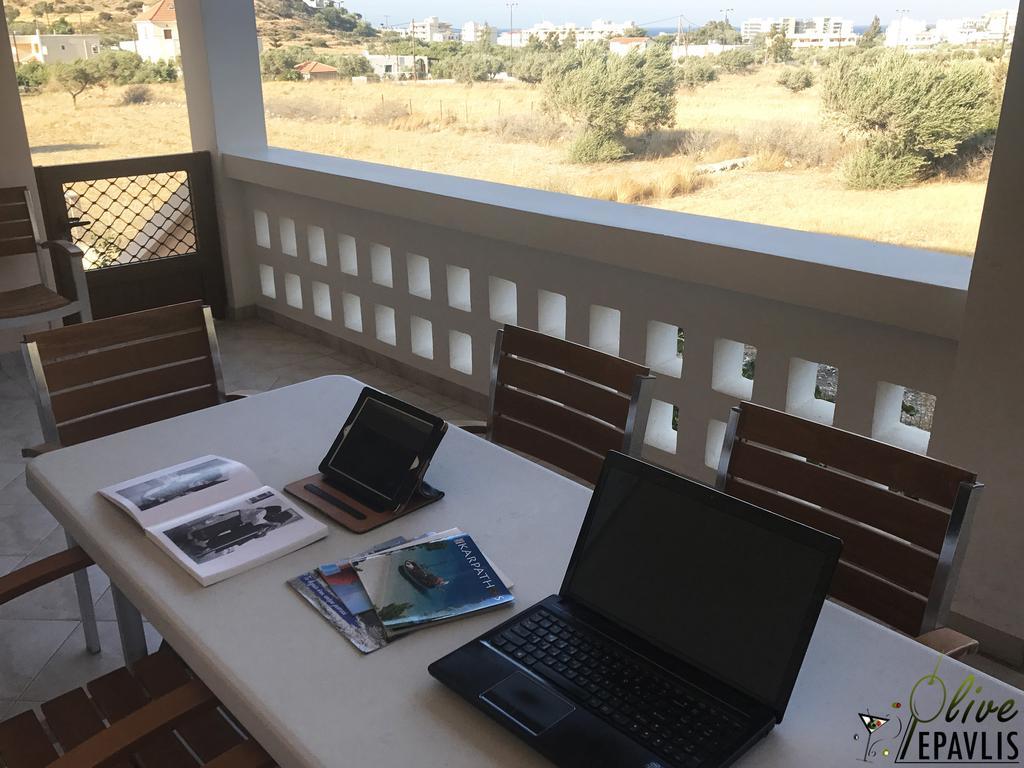 Olive Epavlis Daire Kerpe Dış mekan fotoğraf