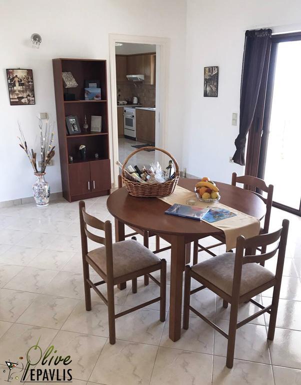 Olive Epavlis Daire Kerpe Dış mekan fotoğraf
